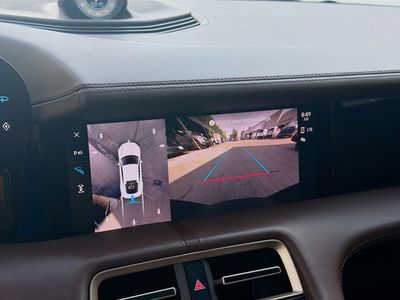 2020 Porsche Taycan - Photo 14