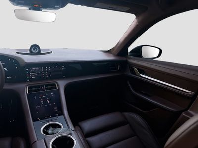 2020 Porsche Taycan - Photo 22