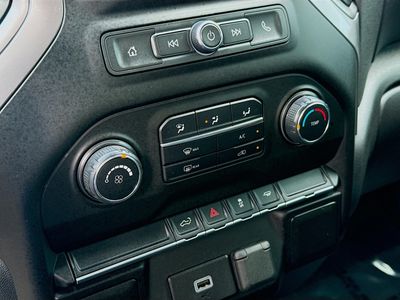 2020 Chevrolet Silverado 1500 - Photo 12