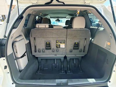 2020 Toyota Sienna - Photo 25