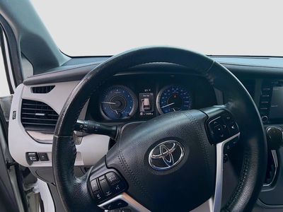 2020 Toyota Sienna - Photo 11