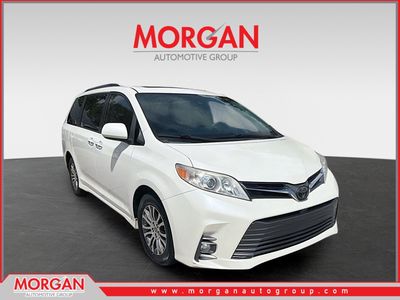 2020 Toyota Sienna - Photo 1
