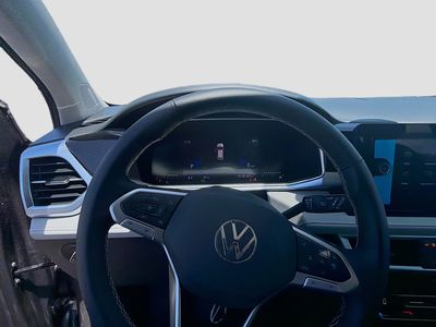2026 Volkswagen Taos - Photo 11