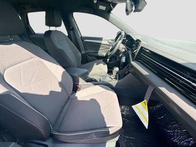 2026 Volkswagen Jetta - Photo 22