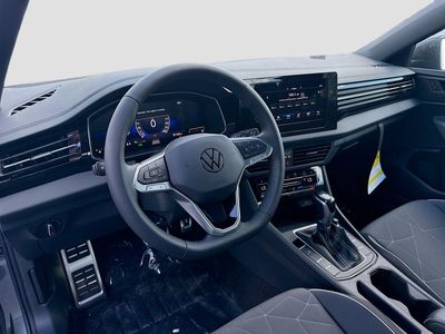 2026 Volkswagen Jetta - Photo 9