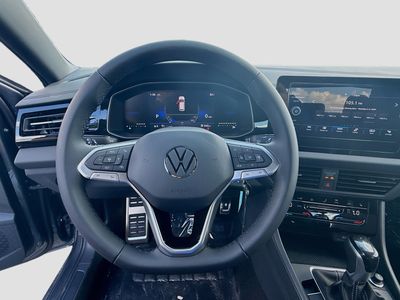 2026 Volkswagen Jetta - Photo 10