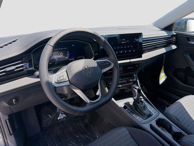 2026 Volkswagen Jetta - Photo 9