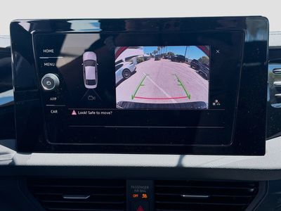 2026 Volkswagen Jetta - Photo 13