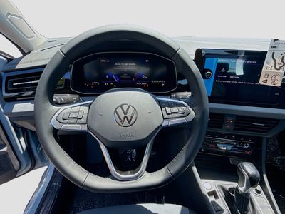 2026 Volkswagen Jetta - Photo 10