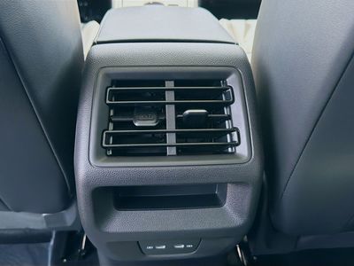 2026 Volkswagen Tiguan - Photo 19
