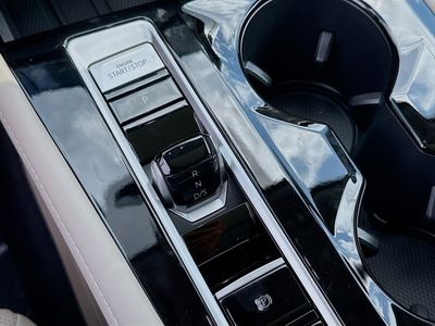 2026 Volkswagen Atlas — photo 15 view