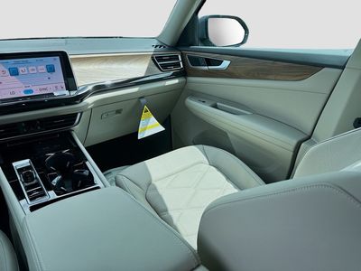 2026 Volkswagen Atlas — photo 18 view