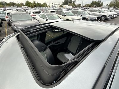 2026 Volkswagen Tiguan - Photo 16