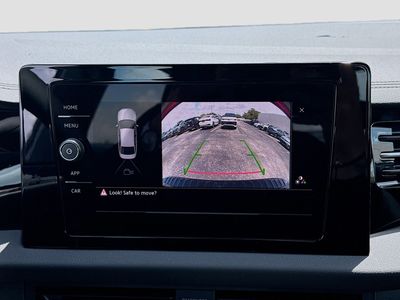 2026 Volkswagen Jetta - Photo 13