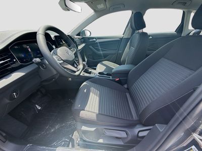 2026 Volkswagen Jetta - Photo 16