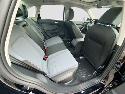 2026 Volkswagen Jetta - Photo 21
