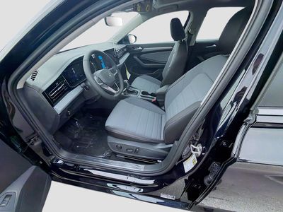 2026 Volkswagen Jetta - Photo 16