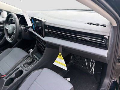 2026 Volkswagen Jetta - Photo 23