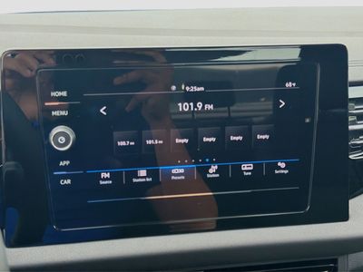 2026 Volkswagen Jetta - Photo 12