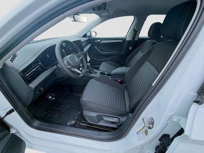 2026 Volkswagen Jetta - Photo 16