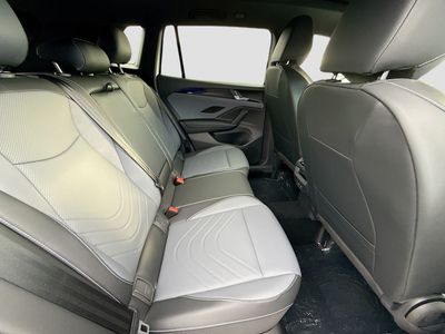 2026 Volkswagen Tiguan — photo 23 view