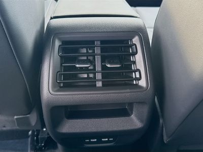 2026 Volkswagen Tiguan — photo 20 view