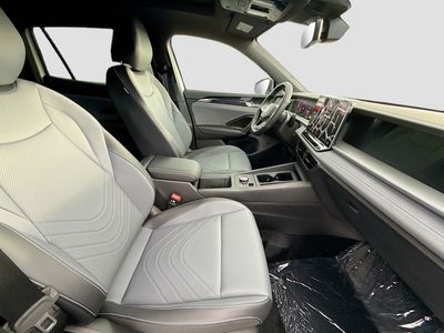 2026 Volkswagen Tiguan — photo 24 view