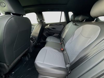 2026 Volkswagen Tiguan — photo 21 view
