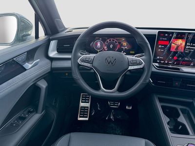 2026 Volkswagen Tiguan — photo 18 view