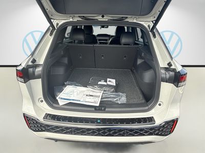 2026 Volkswagen Tiguan - Photo 21