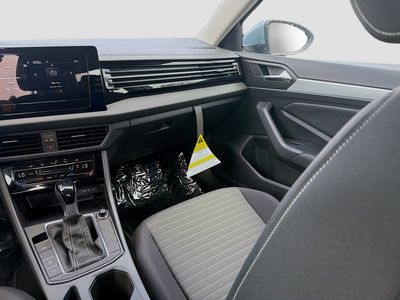 2026 Volkswagen Jetta - Photo 18