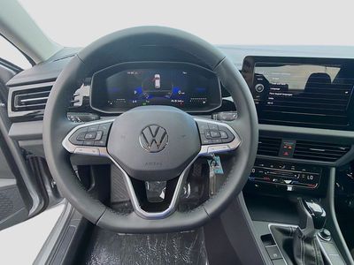2026 Volkswagen Jetta - Photo 10