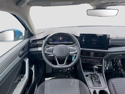 2026 Volkswagen Jetta - Photo 17