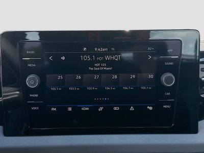2026 Volkswagen Jetta - Photo 13