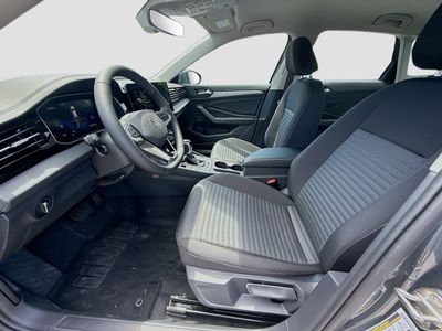 2026 Volkswagen Jetta - Photo 16