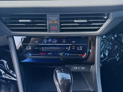 2026 Volkswagen Jetta - Photo 14