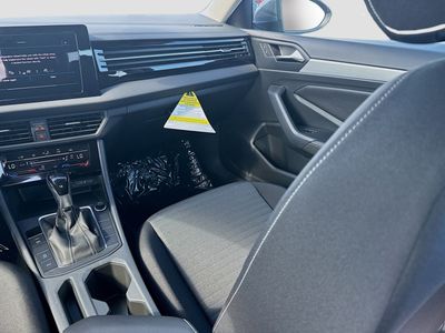 2026 Volkswagen Jetta - Photo 18