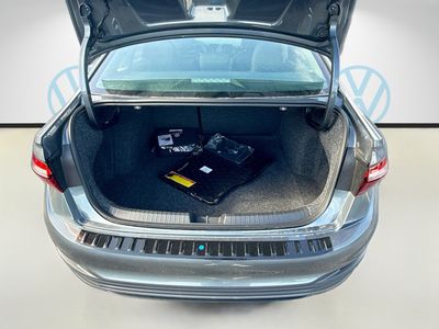 2026 Volkswagen Jetta - Photo 20