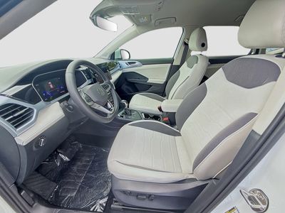 2026 Volkswagen Taos - Photo 16