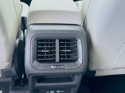 2026 Volkswagen Taos - Photo 19