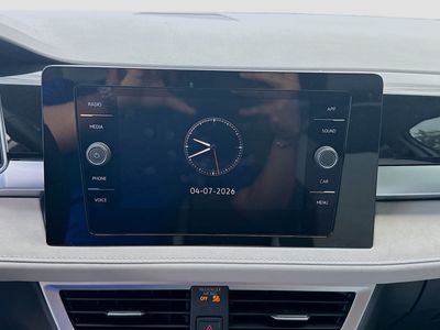 2026 Volkswagen Taos - Photo 12