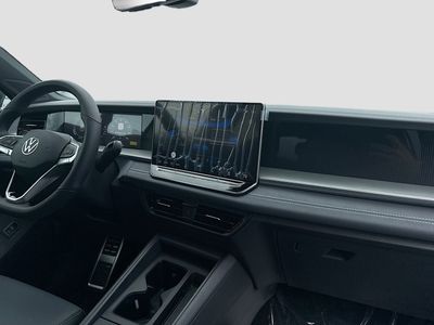 2026 Volkswagen Tiguan — photo 24 view