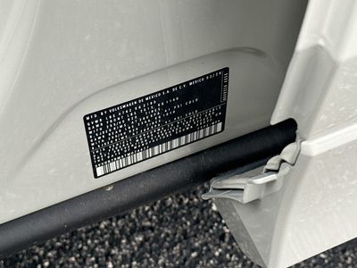 2026 Volkswagen Tiguan — photo 27 view