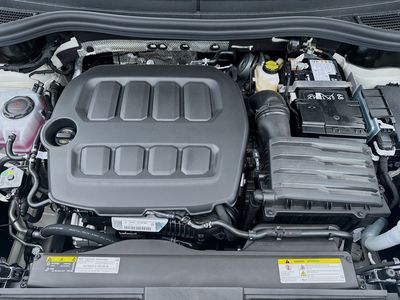 2026 Volkswagen Tiguan — photo 25 view