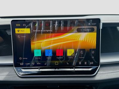 2026 Volkswagen Tiguan — photo 12 view