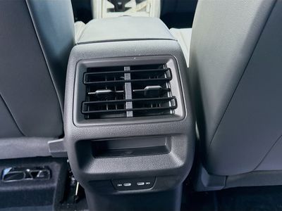 2026 Volkswagen Tiguan — photo 19 view