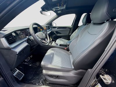 2026 Volkswagen Tiguan — photo 16 view
