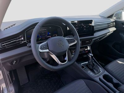 2026 Volkswagen Jetta - Photo 8