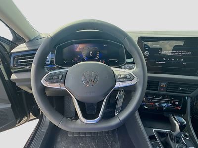 2026 Volkswagen Jetta - Photo 10