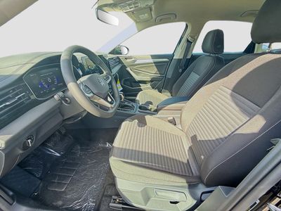 2026 Volkswagen Jetta - Photo 16